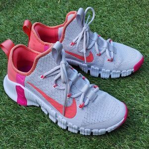 NIKE FREE METCON 3 - Womens Sneakers - SIZE 9.5